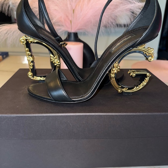 Dolce & Gabbana Black and Gold Sculpted Heels - Picture 1 of 6